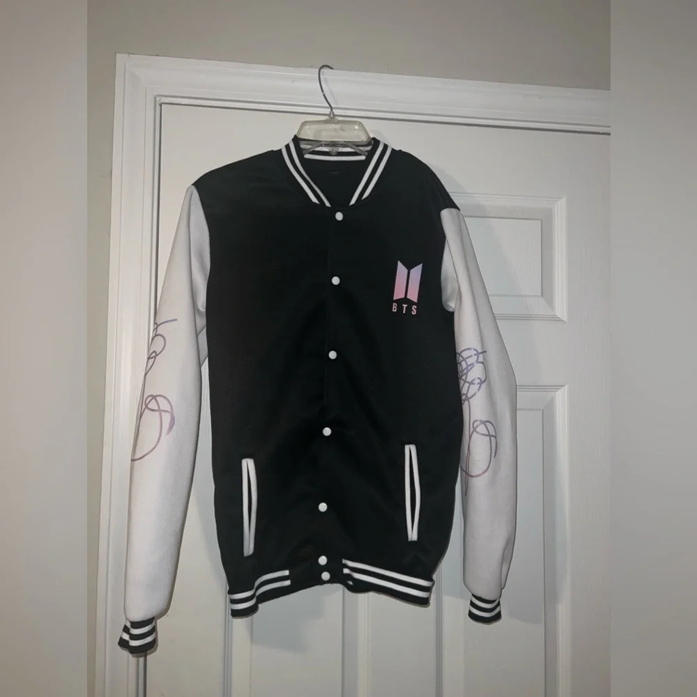 BTS K-Pop jacket size small - Picture 5 of 7